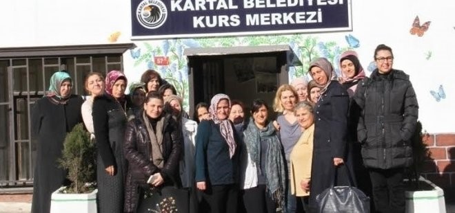 Ataşehirli kadınlar hep birlikte, 'Dans Etmek Devrimdir!' dedi