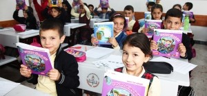 Ataşehirli Çocuklar'a Çevreci Kitapların Dağıtımı Başladı