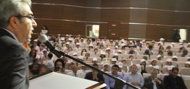 Dünyaca Ünlü Gazeteciler Türkiye'de Basın Özgürlüğü İçin Ayağa Kalktı