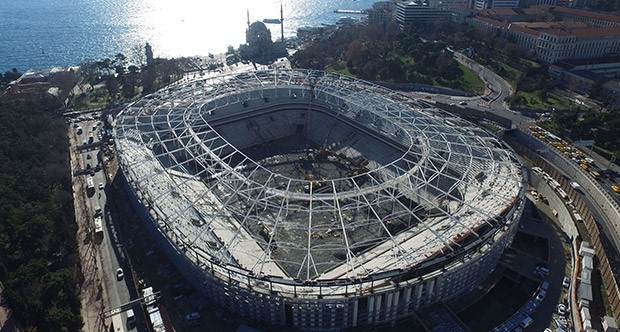 Vodafone Arena'da Değişiklik