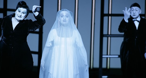 Brecht İstanbul'a Gelecek