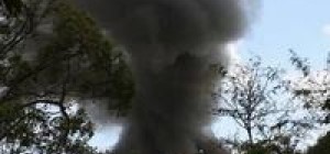 Kenya'daki AVM'de patlamalar sonrası siyah duman yükseliyor