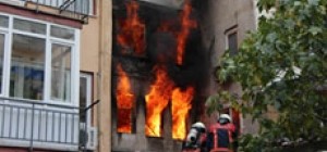 Kadıköy Yeldeğirmeni'nde korkutan yangın