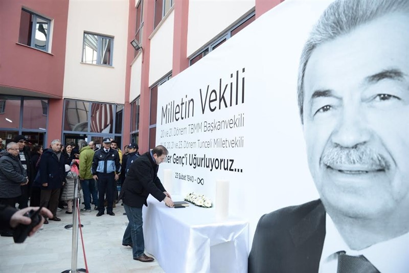 Kamer Genç'i Sevenleri Yalnız Bırakmadı