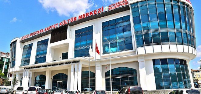 Özgürlük Adasında Mezuniyet Kutlaması