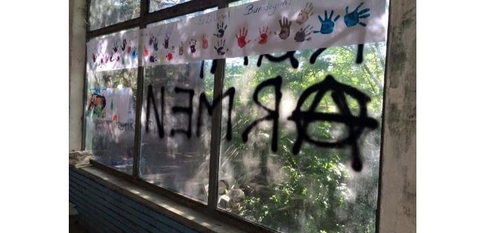 Kamp Armen Geri Dönüyor