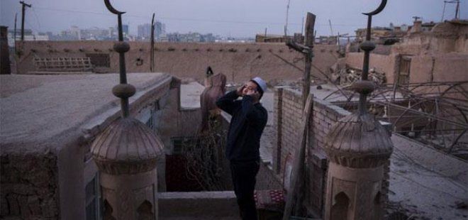 Dizisi Reyting Rekorları Kırıyor, Türbesi Dökülüyor