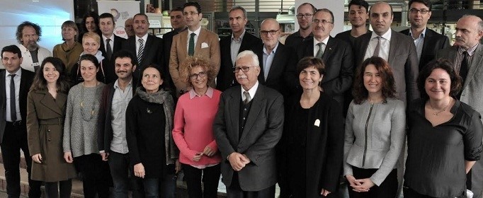 Beykoz Camını Dünya Üflüyor