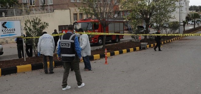 Maltepeli çocuklar 2016'ya tiyatroyla merhaba dedi