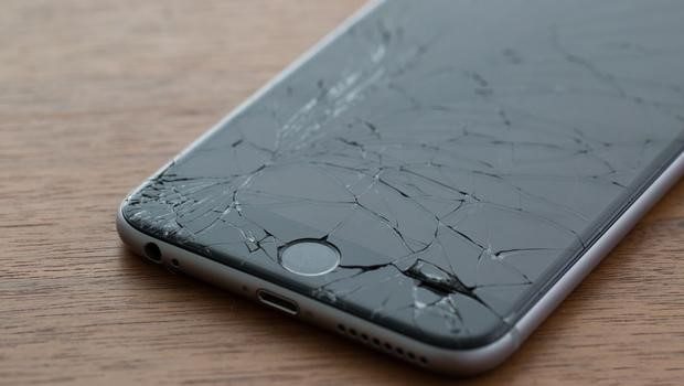 Apple Bozuk iPhone'ları Geri Alıyor