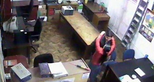 Devlet Dairesinde Skandal!