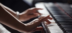 Cuma Gecesi Müziğe Doyacaksınız