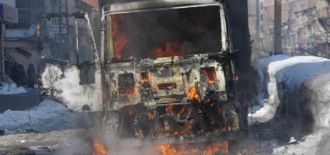 Bücür'ün Gömleği Yok Satıyor