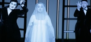 Brecht İstanbul'a Gelecek