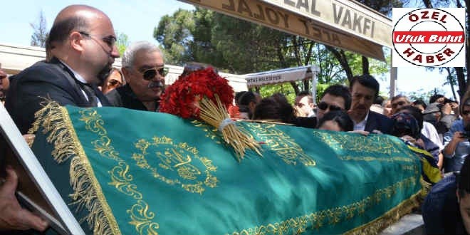Zeki Alasya  uğurlanıyor