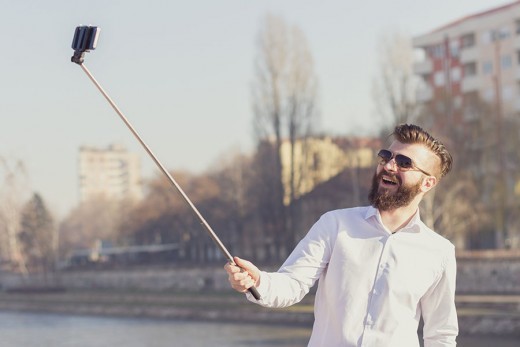 Selfie çubukları yasaklanıyor!
