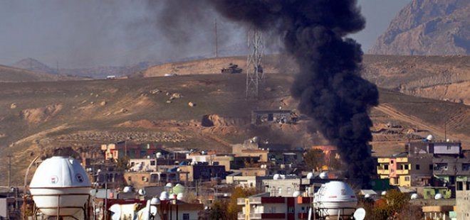 Terör örgütü PKK şehirlerarası karayolunu kapattı!