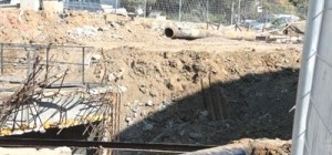 Patlayan Boru Binayı Yıkadı