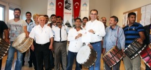 Ataşehir'de Ramazan Davulcuları Yetki Belgelerini Aldı