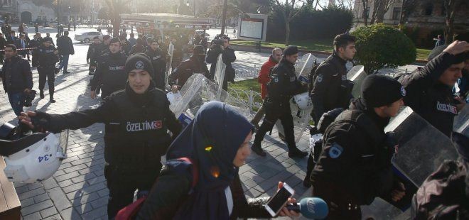 Yaz Sanat Okulu Öğrencilerinden Sergi