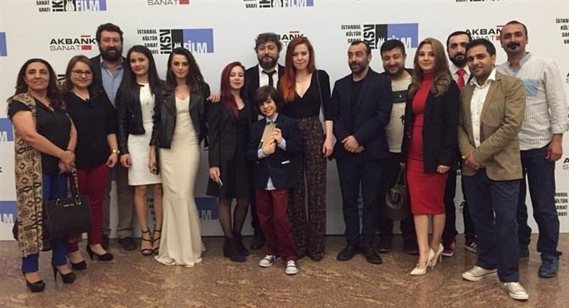 RAUF Ayağının Tozuyla Ödül Aldı