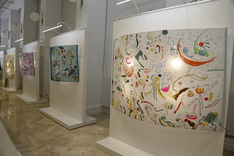 Love Rainbow Renklendiriyor