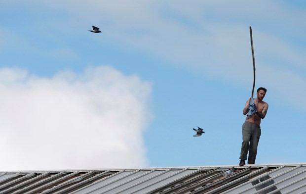 Pizza ve Kola ile Biten Eylem