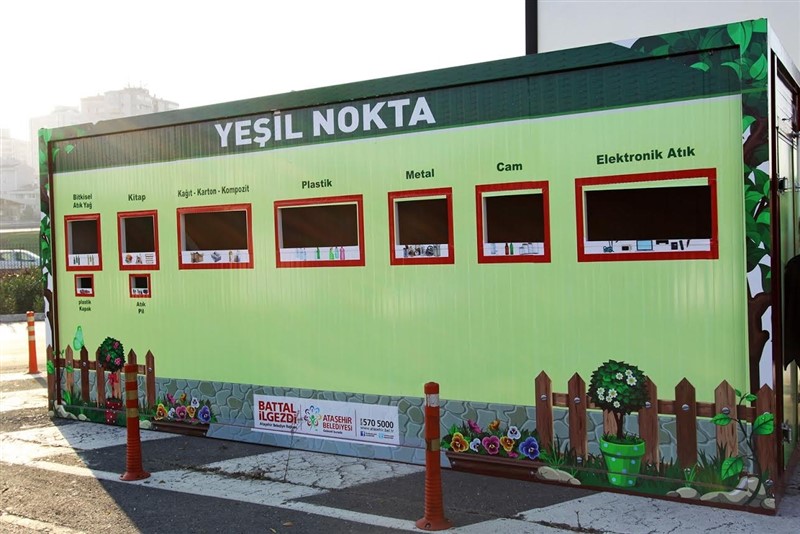 Ataşehir'e Yeşil Noktalar Yerleştirildi