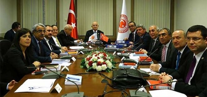 Beş Günde Kovuldu!