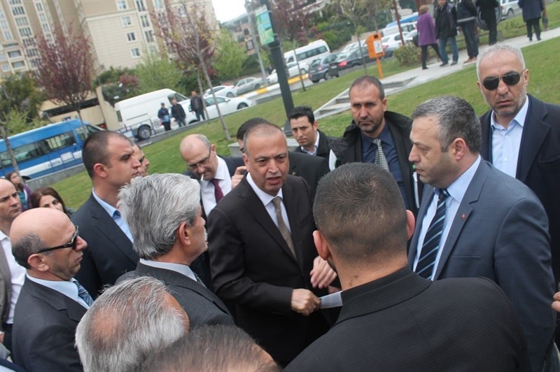 Ataşehir'de 23 Nisan Krizi