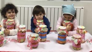 ATAŞEHİRLİ MİNİKLER TURŞU KURDU!