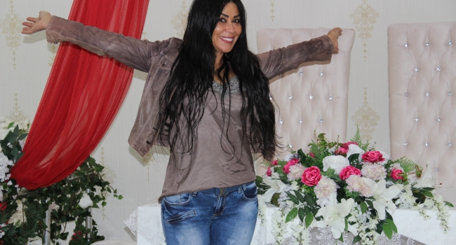 NUR ERTÜK'DEN SAHNE ÖNCESİ TEFTİŞİ