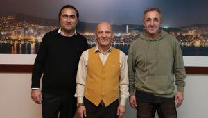 Sanatçı Mehmet Aslantuğ Başkan Altınok Öz’ü makamında ziyaret etti