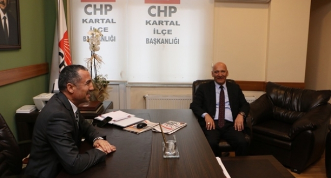Başkan Altınok Öz CHP kartal ilçe başkanı Muammer Çelebi’yi ziyaret yaptı