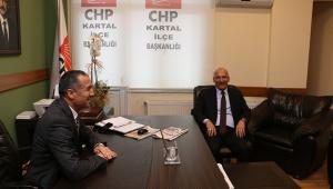 Başkan Altınok Öz CHP kartal ilçe başkanı Muammer Çelebi’yi ziyaret yaptı