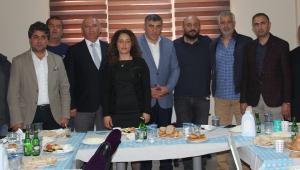 İSEDER İLE BASIN KAHVALTIDA BULUŞTU.