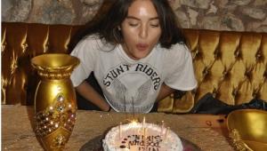 17. YAŞINA SETTE GİRDİ