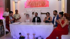ÜNSAL VE TAŞ AİLESİNİN MUTLU GÜNÜ