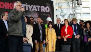 TİYATRONUN TEMELİ SANATÇILARLA ATILDI
