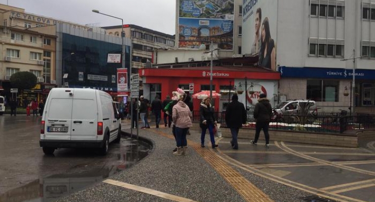YAŞOVA'DA DEPREM!