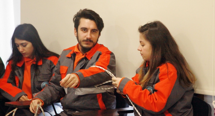 KARTAL BELEDİYESİ’NDEN ÜNİVERSİTE ÖĞRENCİLERİNE AKUT EĞİTİMİ