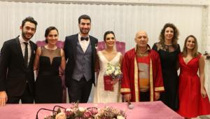 BAŞKAN ALTINOK ÖZ GENÇ ÇİFTLERİN MUTLULUĞUNA ORTAK OLDU