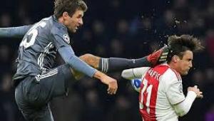 THOMAS MÜLLER ÖZÜR DİLEDİ