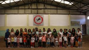 KARTAL BELEDİYESİ KREŞ ÖĞRENCİLERİ AT ÇİFTLİĞİNDE DOYASIYA EĞLENDİ