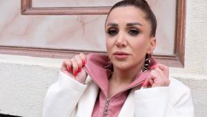 İSTANBUL AŞKINI ŞARKIDA YORUMLADI