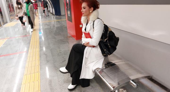 TELEVİZYONDAN METROYA