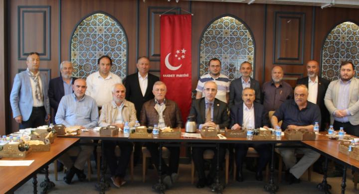 Koyulhisar'lı  milli görüşçüler tek yürek...