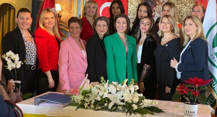  Küçükçekmece Türk Anneler Derneği'nin Dev Projesi “BİR KALEM VER BİR HAYAT YAZSINLAR” ile rekora koşuyor.. 