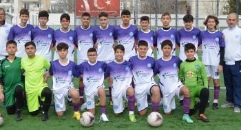 Deniz Futbol Kulübü'nden Final Yolculuğunda Önemli Başarı