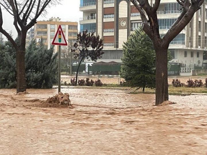 Şanlıurfa’da sel felaketi: Çok sayıda kişi hayatını kaybetti